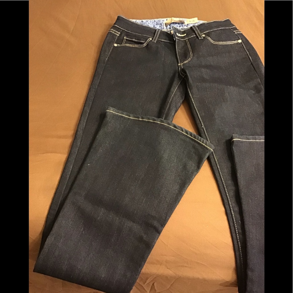 Paige Jeans Like New Premium Denim women’s Jeans. - Picture 3 of 16